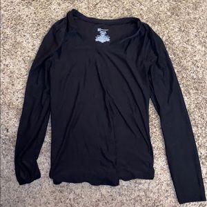 Black long sleeve tee